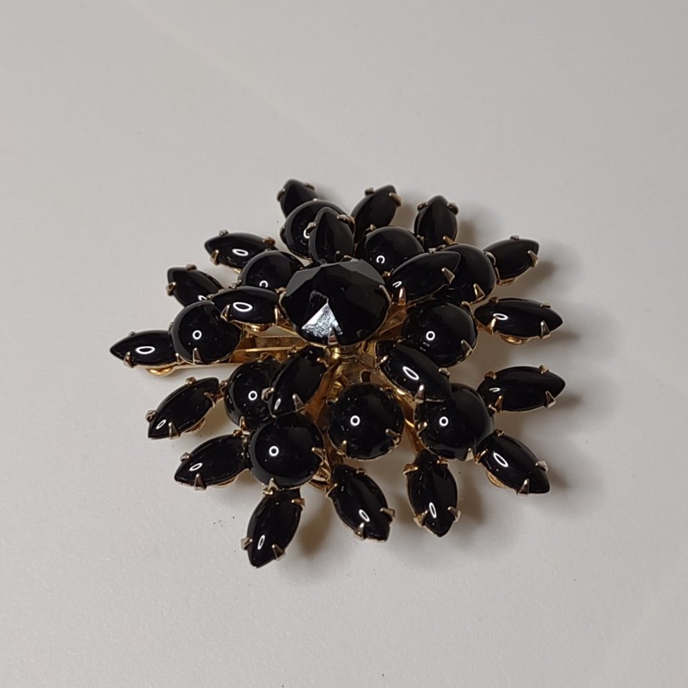 Pretty Black Rhinestone Brooch - Picture 6 of 14